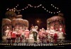 Filename=Grinch07_285.jpg
Filesize=38KiB
Dimensions=400x277
Date added=Feb 13, 2008 Grinch07_285.jpg
